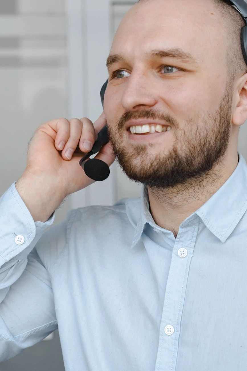 Customer service representative answering calls