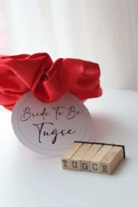 Personalized gift or name tag symbolizing email personalization